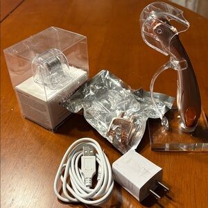 GloPRO® Facial Microneedling Tool